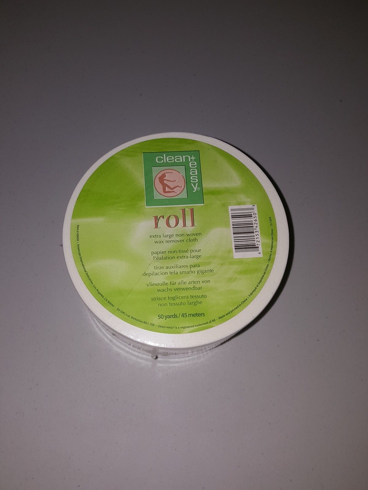 CLEAN + EASY ROLL EXTRA LARGE NON-WOVEN WAX REMOVER CLOTH/50 YARDS image 0
